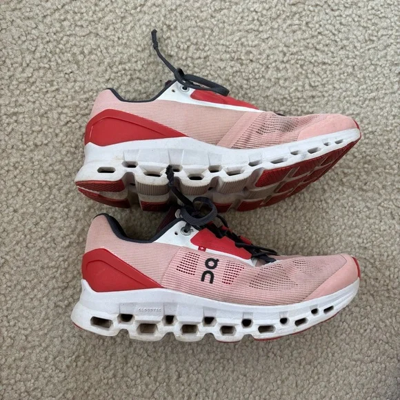 On Running Women's Cloudstratus Pink Red Running Shoes Size 8 - Picture 3 of 9